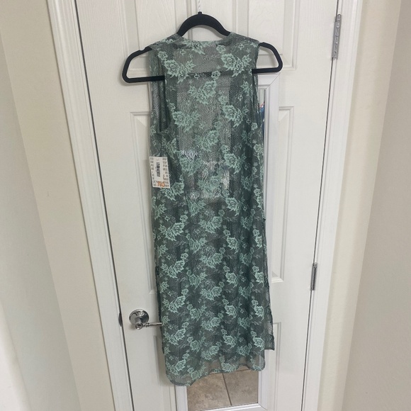 NWT - LulaRoe Joy Long Lace Sleeveless Vest (XS) - Picture 2 of 5